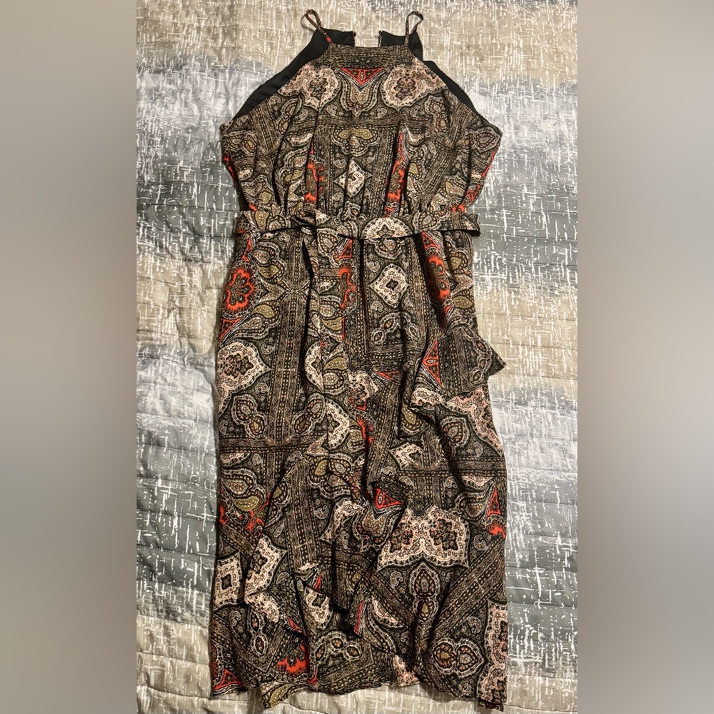 Express - Women’s Flow Dress/Belt-Tie at waist - Size Large
